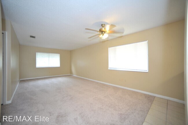 Building Photo - 2 br, 1 bath House - 2410 Fox Hollow Dr