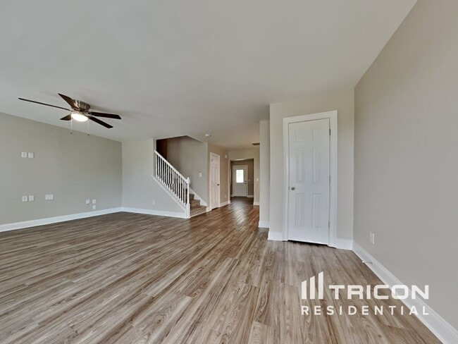 Foto del edificio - 248 Loop Rd