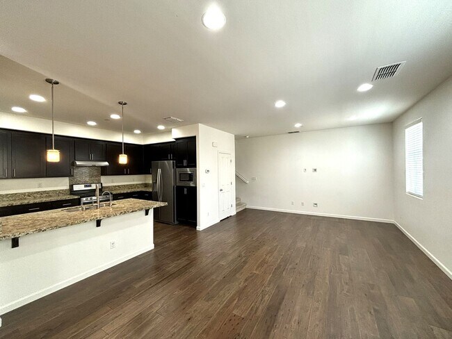 Foto del edificio - Charming 3-bedroom, 2.5-bathroom home loca...