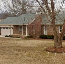 Building Photo - 201 Kirkwood Dr