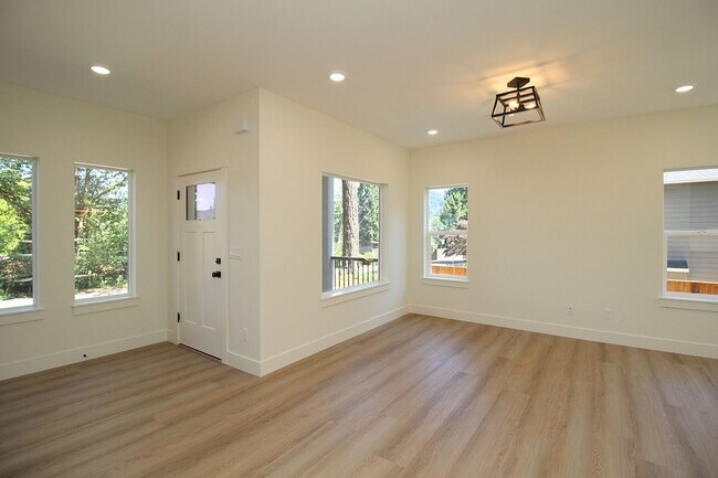 Foto del edificio - 4658 SW Fairvale Ct