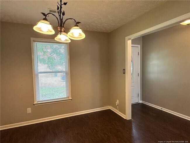 Building Photo - 1734 Winnabow Dr