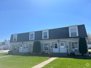 Building Photo - 730 Fairwood Dr