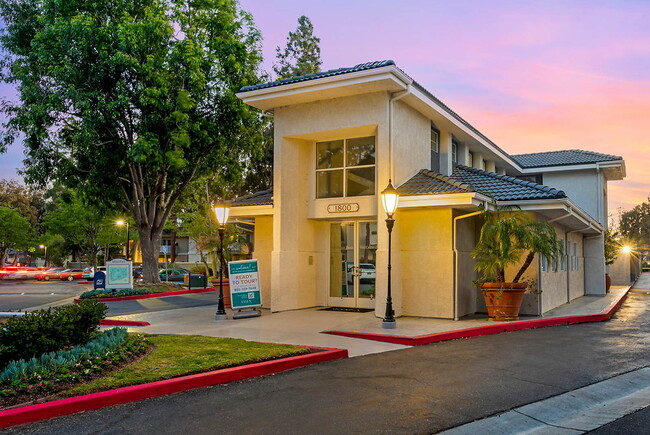 Foto del edificio - Hillcrest Park