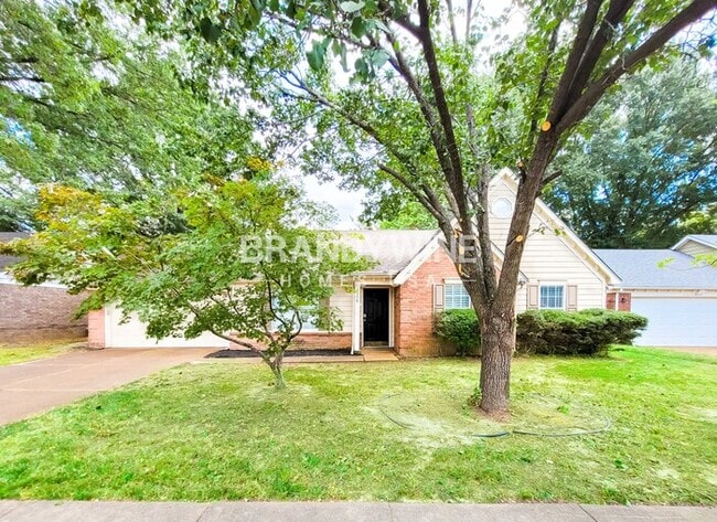 Building Photo - 2556 Appling Crest Dr