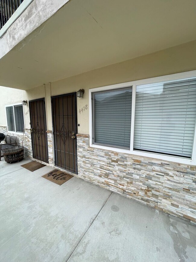 Building Photo - Beautiful Apartment in North Park