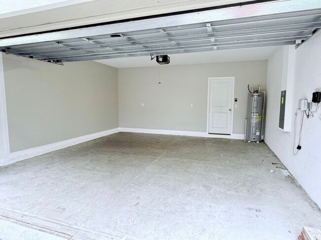 Photo - 7109 Amelia Cove Ct (Sun City Center, FL) House