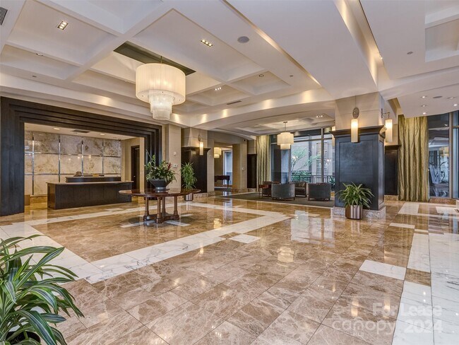 Foto del edificio - 230 S Tryon St