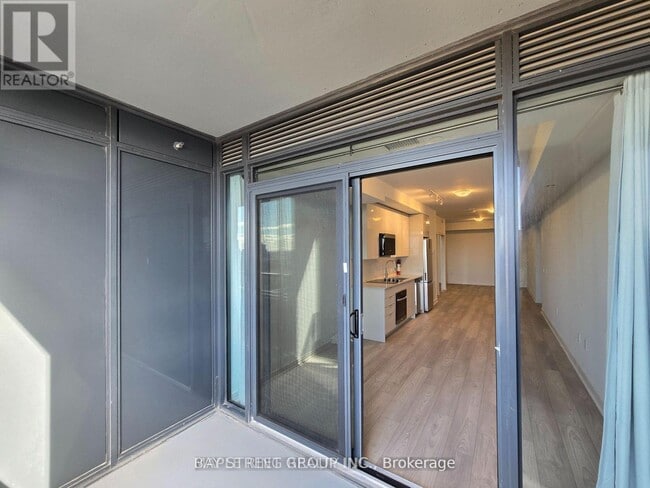 Building Photo - 2920 Hwy 7