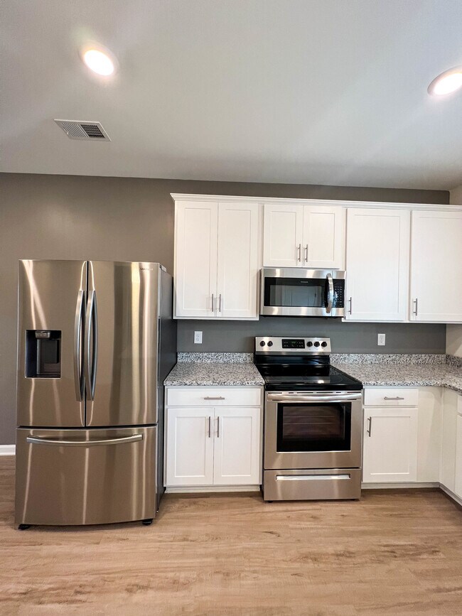 Parallel 36 at Legacy Townhomes for Rent Opelika, AL