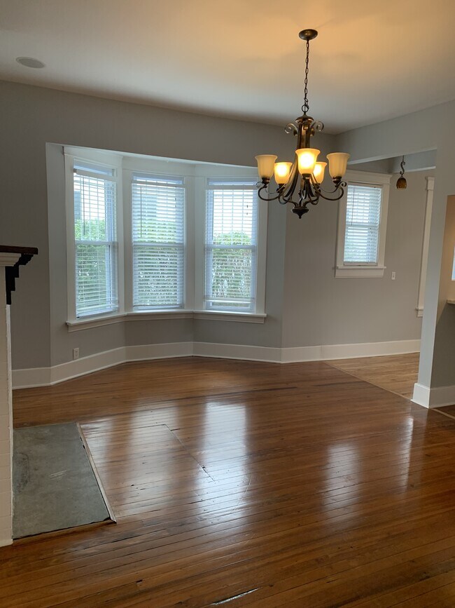 Photo - 2213 10th Ave S House