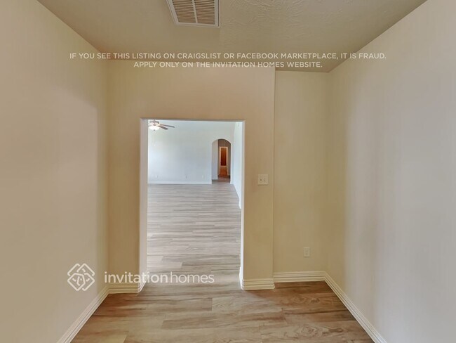 Foto del edificio - 30711 Academy Trace Dr