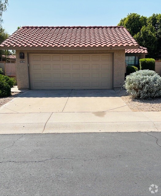 Building Photo - 12620 S Tonto Ct