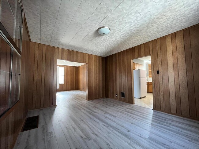 Foto del edificio - 405 E 4th St