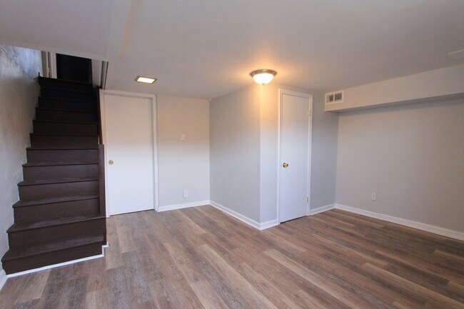 Foto del edificio - 8613 Gilbert St