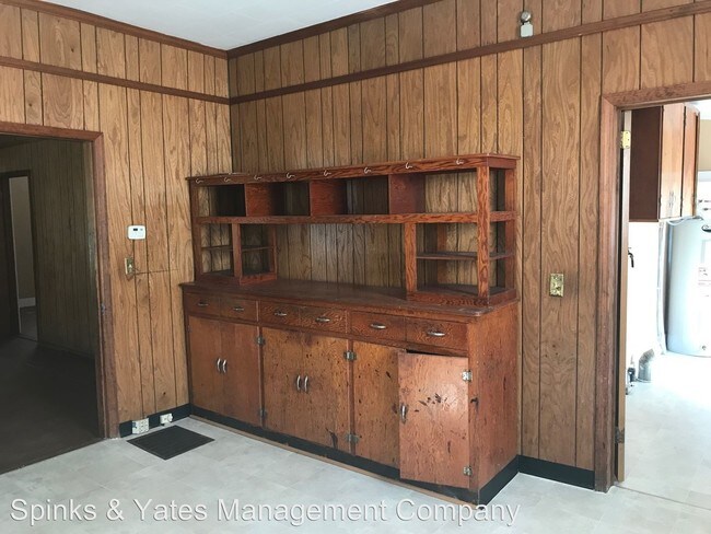 Building Photo - 2 br, 1 bath House - 1107 Second Ave.