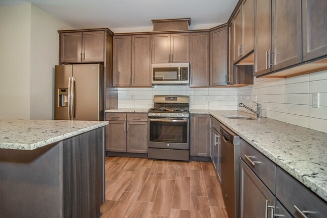 Interior Photo - Centurion Elizabeth