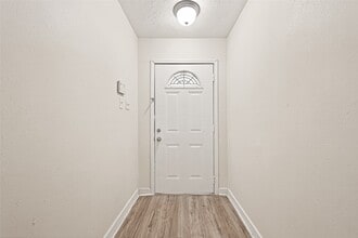 Building Photo - 4123 Cedar Gardens Dr