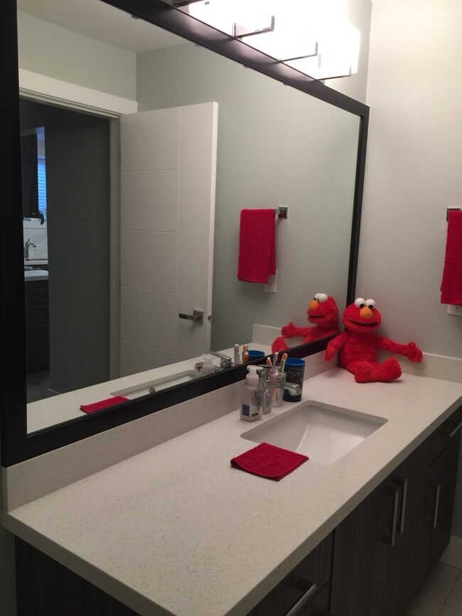 Building Photo - 12184-12210 210 St