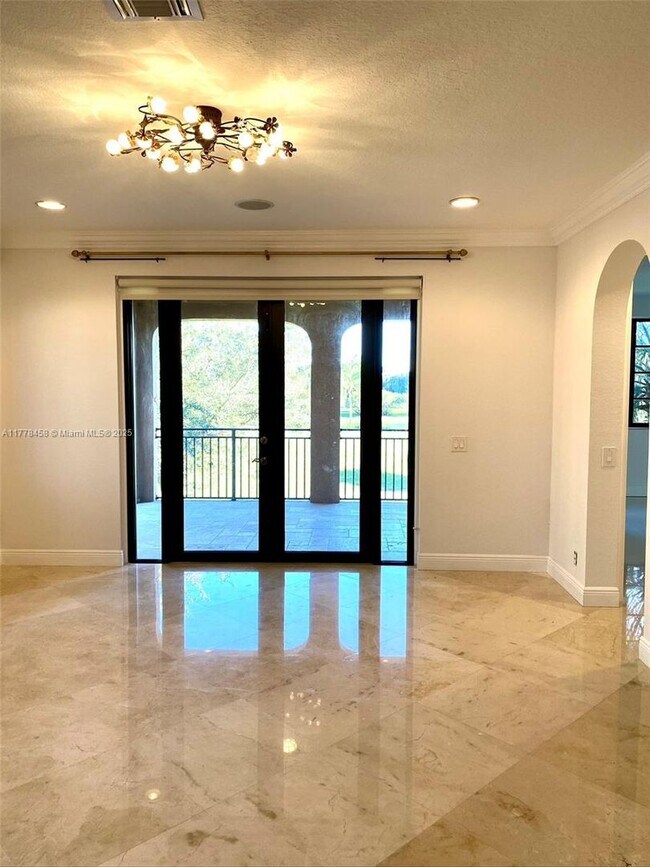Foto del edificio - 2795 Kinsington Cir