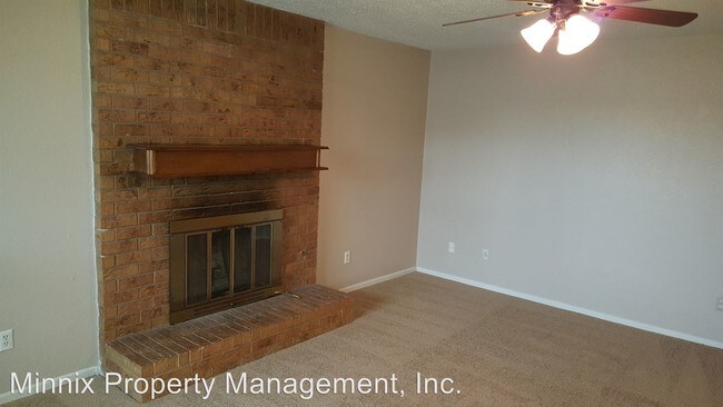 Foto del edificio - 822 N Elkhart Ave