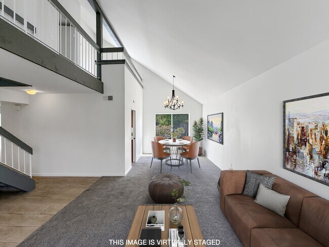 Building Photo - 13756 Via Tres Vistas