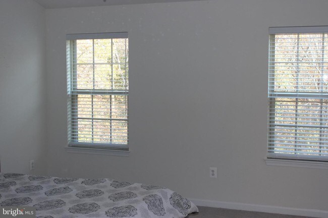 Foto del edificio - 7845 Rappaport Dr