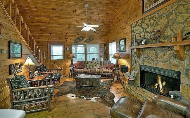 Building Photo - 245 Mountain Ridge