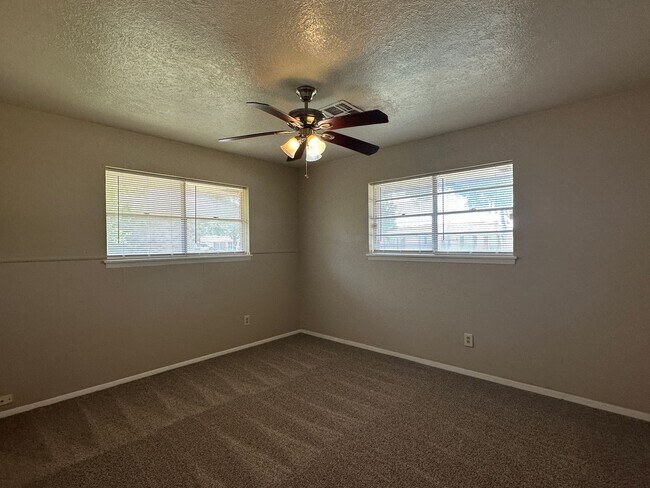 Foto del edificio - Ready for move in