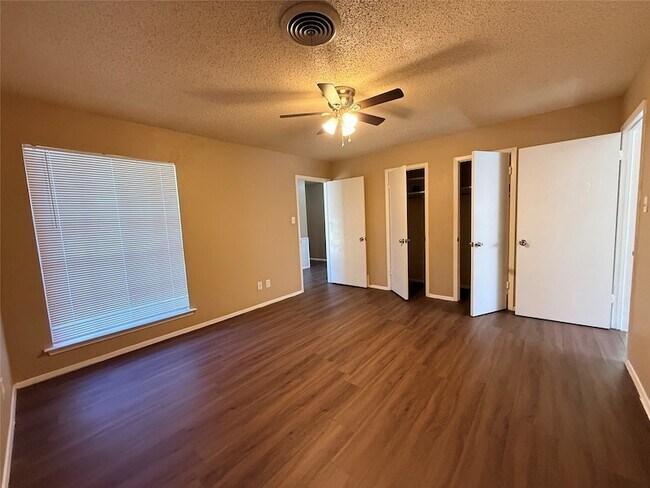 Building Photo - 1217 Cordell St