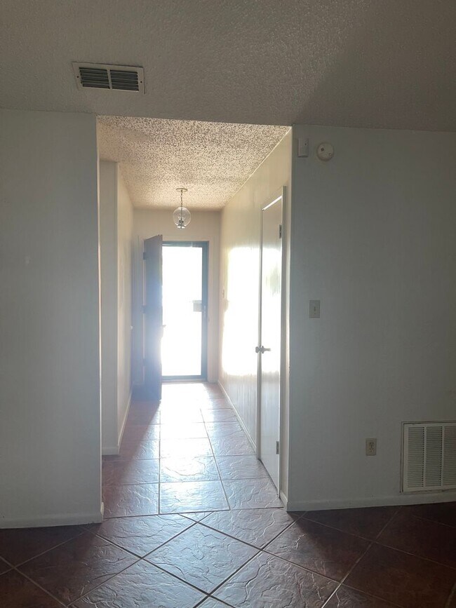 Foto del edificio - Flour Bluff 3 bedroom 2 bathroom