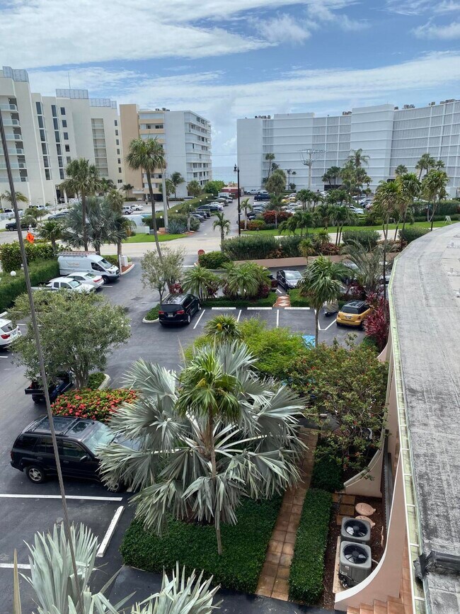 Foto del edificio - 3589 S Ocean Blvd
