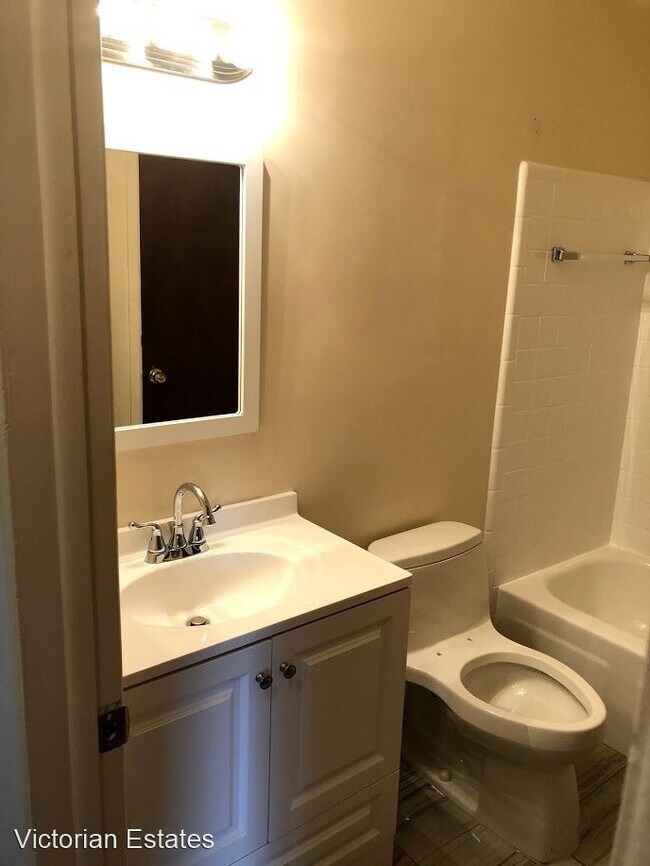 Building Photo - 2 br, 1 bath Apartment - 14071 Stephen Rd