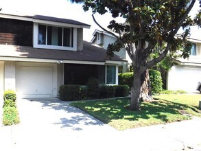 Building Photo - 1612 Bridgeview Dr