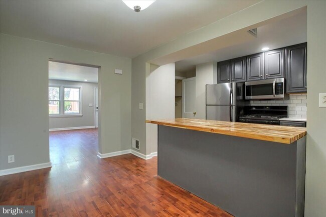 Foto del edificio - 3117 N 6th St