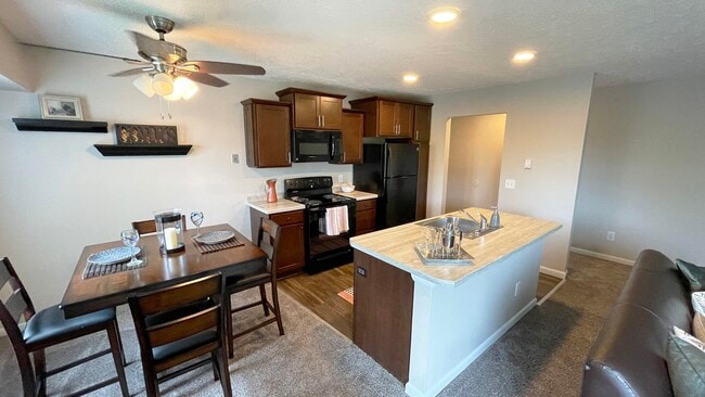 Woodbrook Village Apartments - Woodbrook Village Apartments