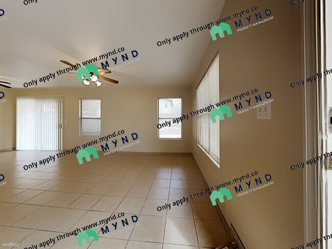 Building Photo - 4 br, 2.5 bath House - 4046 E Camino St