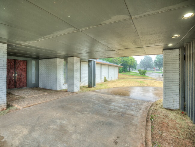 Foto del edificio - 12136 Thorn Ridge Rd