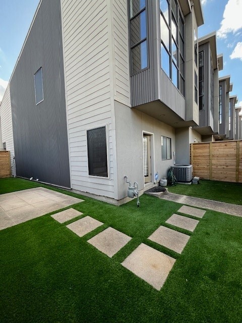 Building Photo - 1045 Bonner St