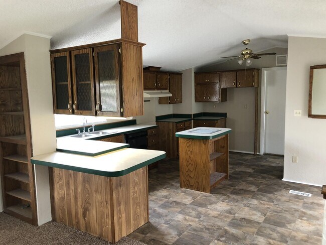 Building Photo - 107 Shenandoah Ct