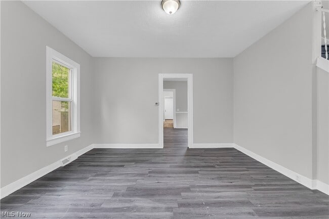 Building Photo - 14131 Berwyn Ave