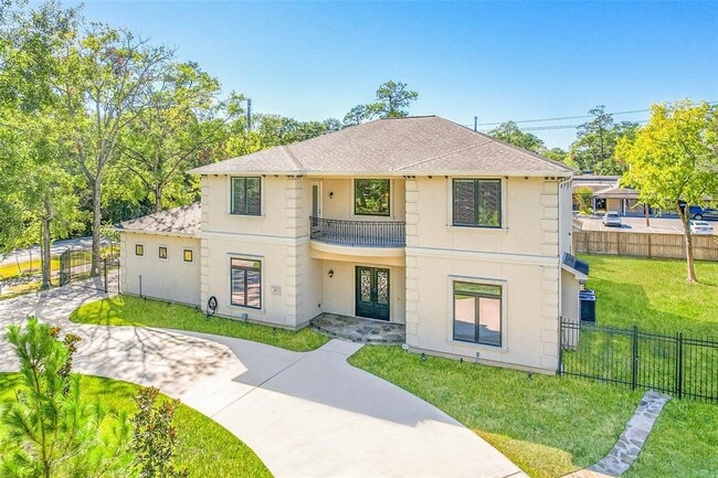 Building Photo - 201 Mayerling Dr
