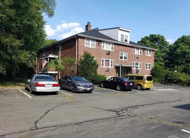 Building Photo - 614 Cabot St