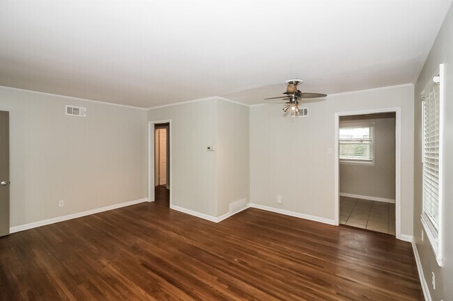 Foto del edificio - 1619 Hopewell Rd