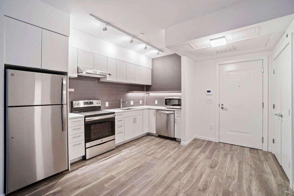 Foto principal - 839 Beacon St