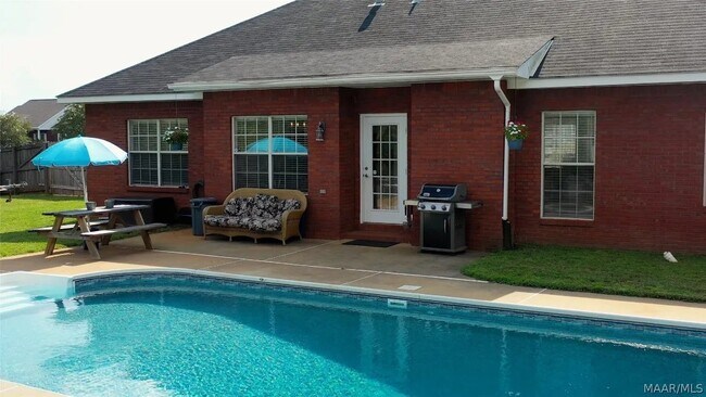 Foto del edificio - 201 Fountain Crest Dr