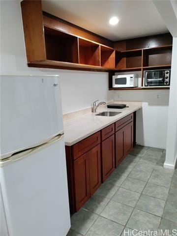Building Photo - 664 Papahehi Pl