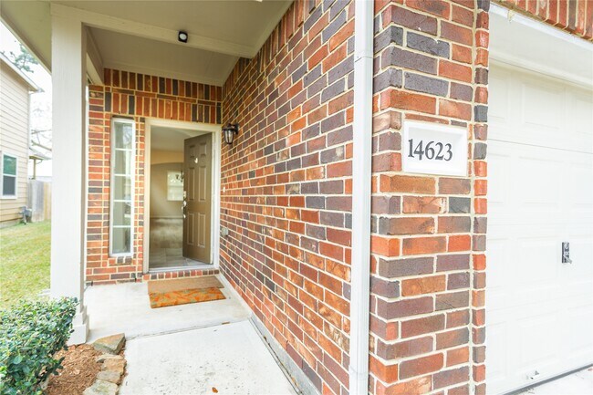 Foto del edificio - 14623 Roaring Fork Ln