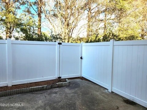 Foto del edificio - 3800 Sterling Pointe Dr