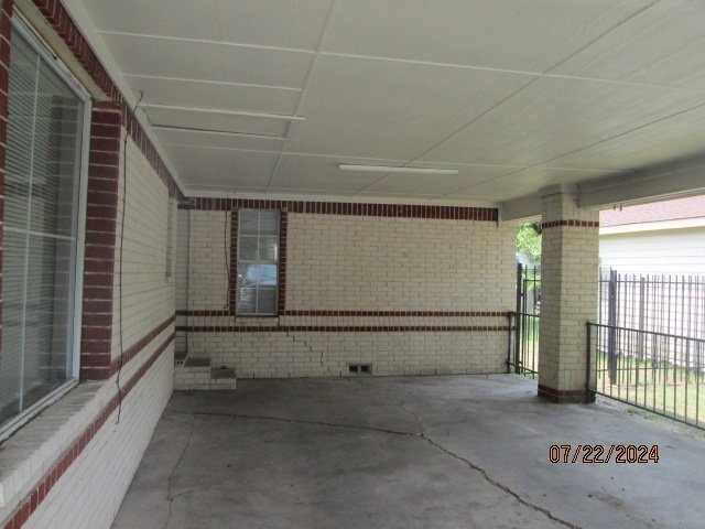 Building Photo - 121 N Hamilton St